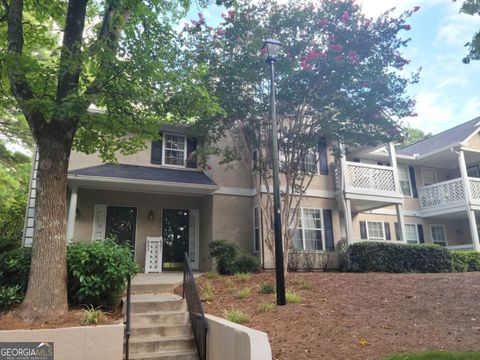 Photo of 601 Peachtree Forest Avenue, Peachtree Corners, GA 30092 (MLS # 10601020)