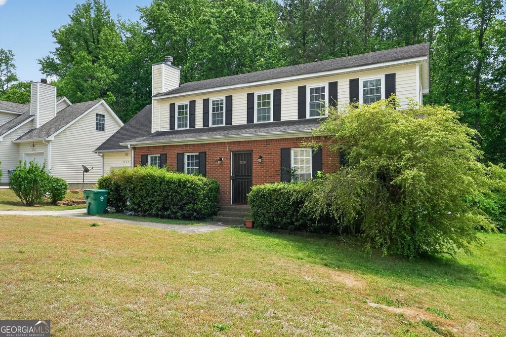 Photo of 5423 Forest Place, Stone Mountain, GA 30088 (MLS # 10737579)