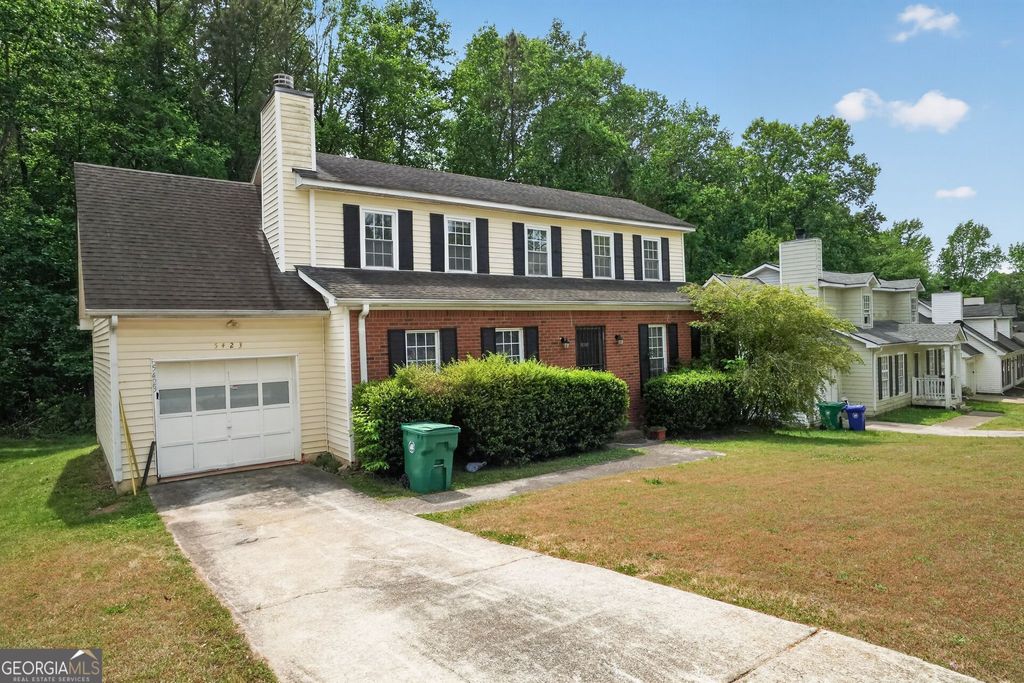 Photo of 5423 Forest Place, Stone Mountain, GA 30088 (MLS # 10737579)