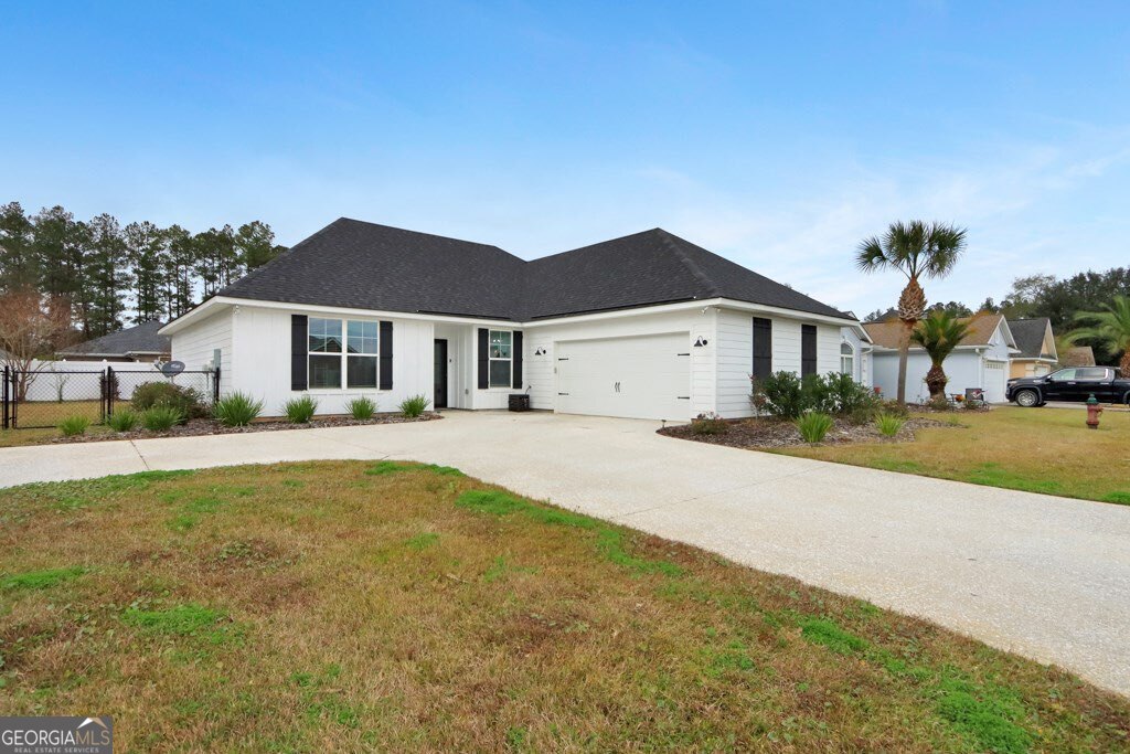 233 Isabella WAY