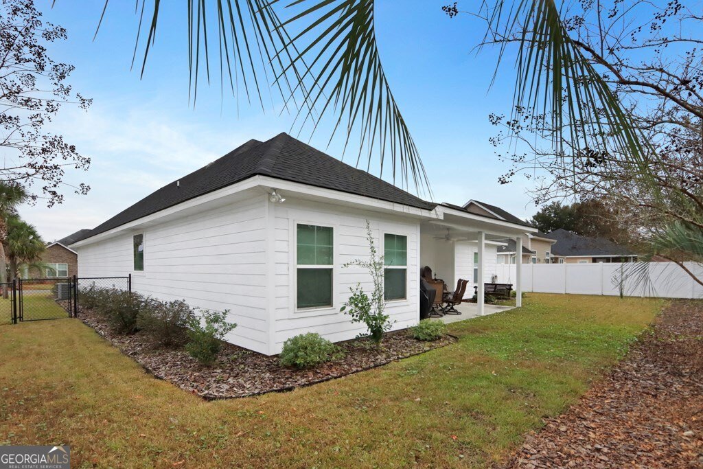 233 Isabella WAY