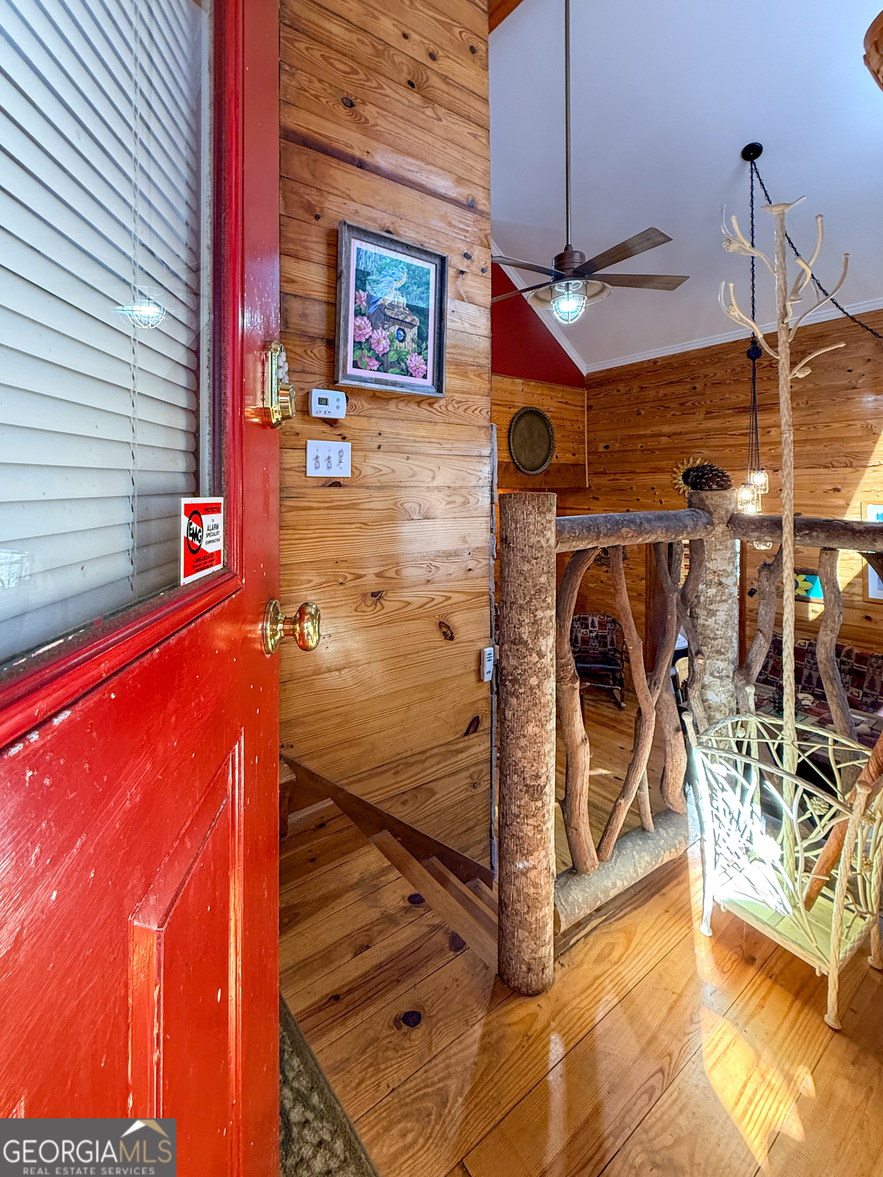 221 Wilson LN