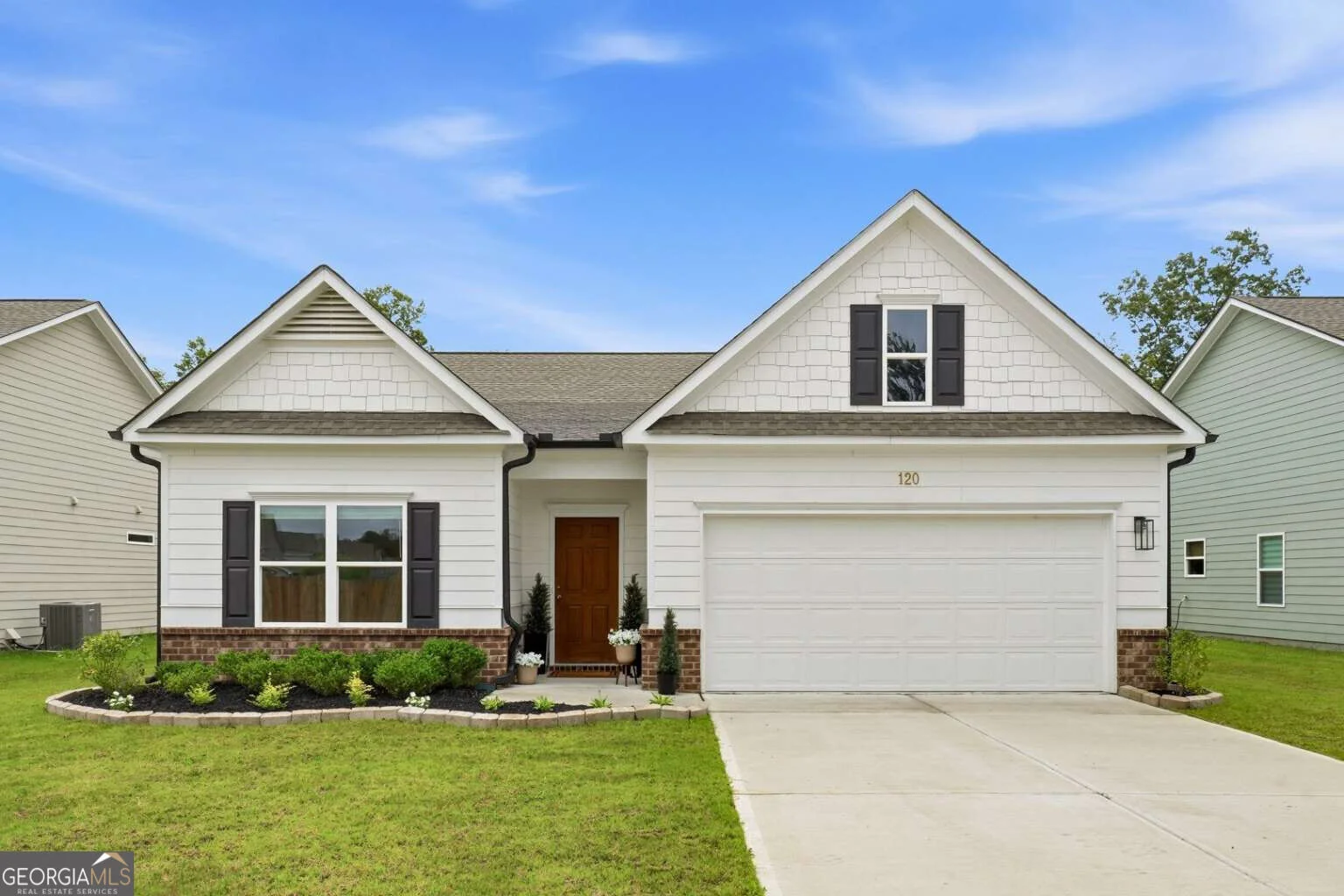 120 Royal Oak Drive NE