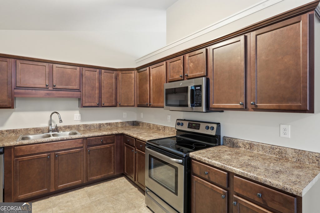 Photo of 77 Walnut Creek Court, Dallas, GA 30157 (MLS # 10803268)
