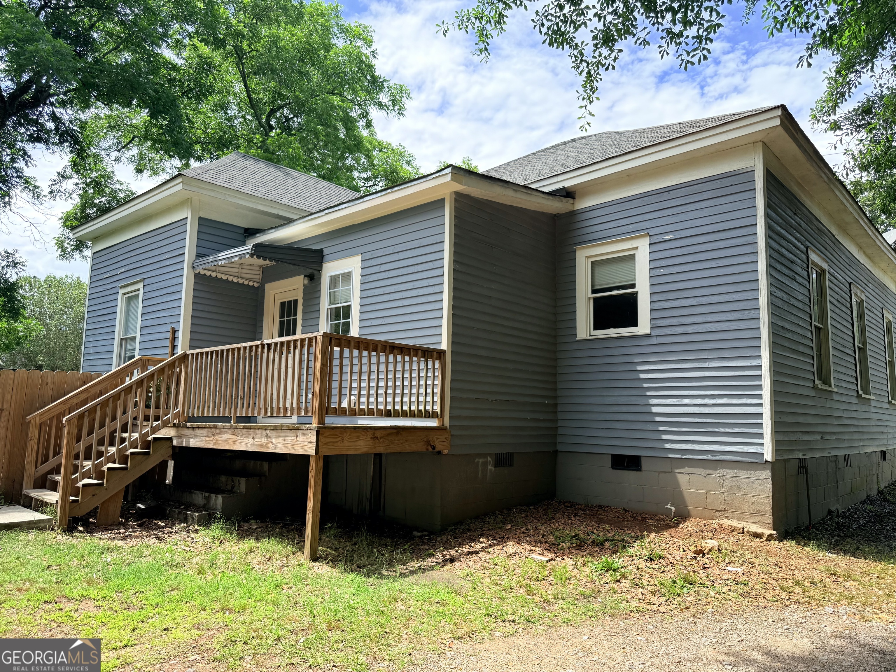18374 Main ST