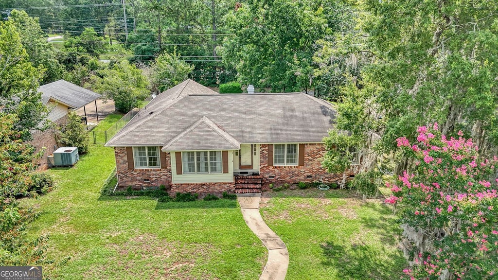 Photo of 1520 Webb Street, Albany, GA 31721 (MLS # 10795480)