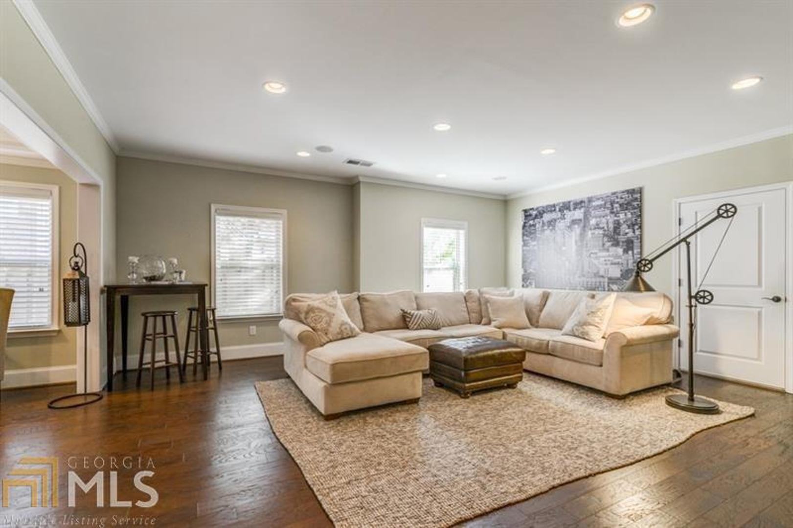 Meadowbrook - Residential