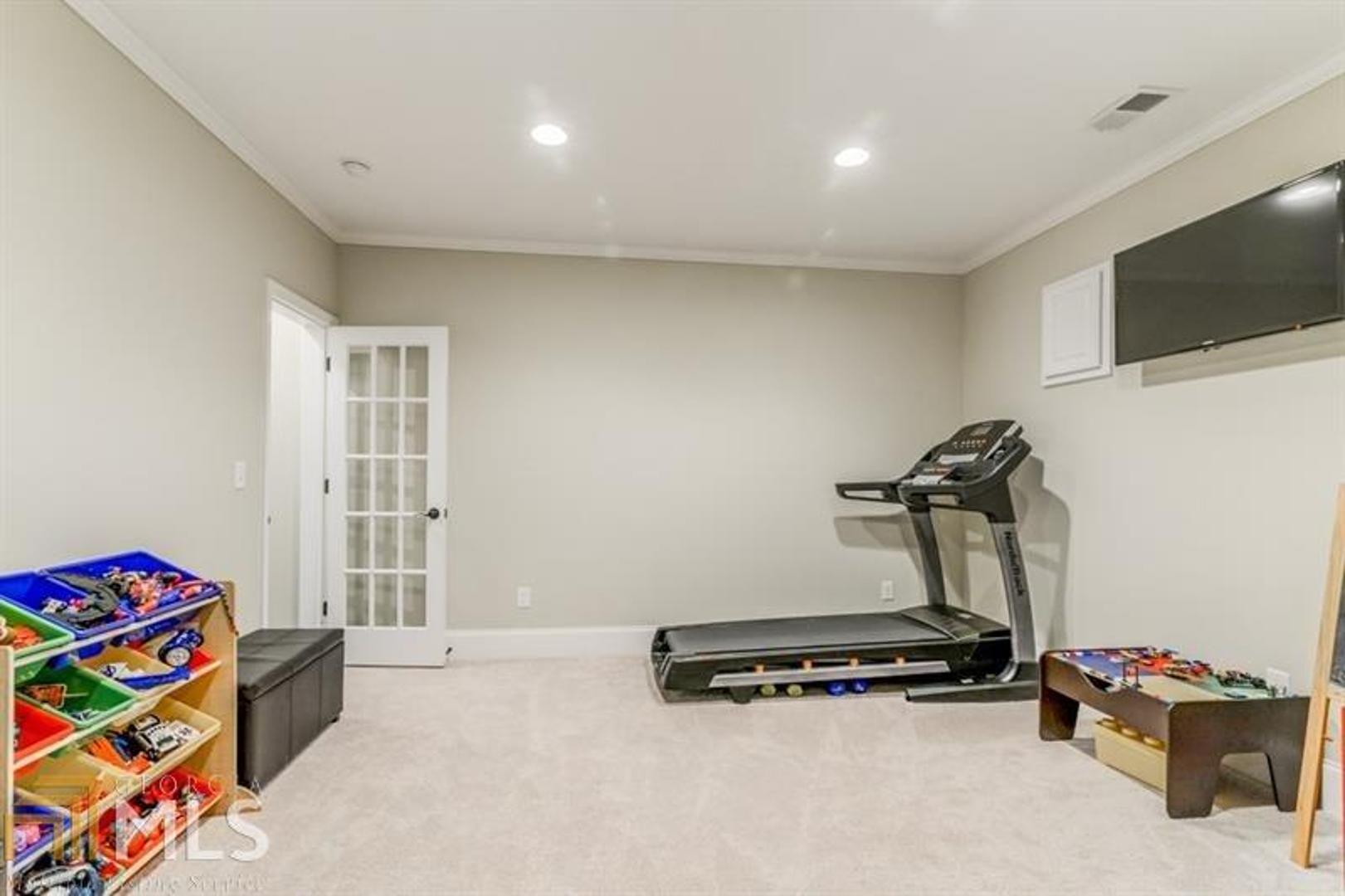 Meadowbrook - Residential