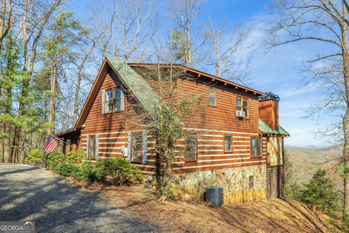 181 Ridge CIR