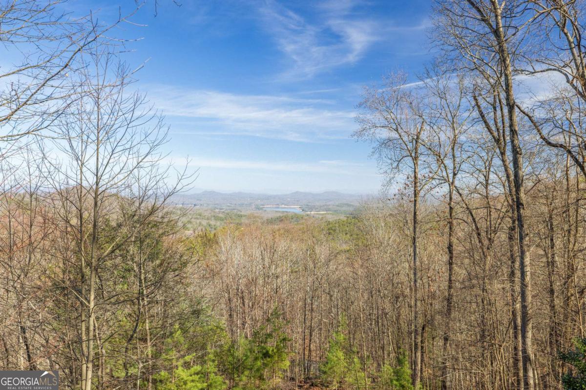 181 Ridge CIR