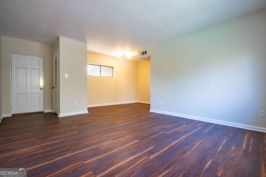 Photo of 91 Rumson Rd NE #C-37, Atlanta, GA 30305 (MLS # 10719335)