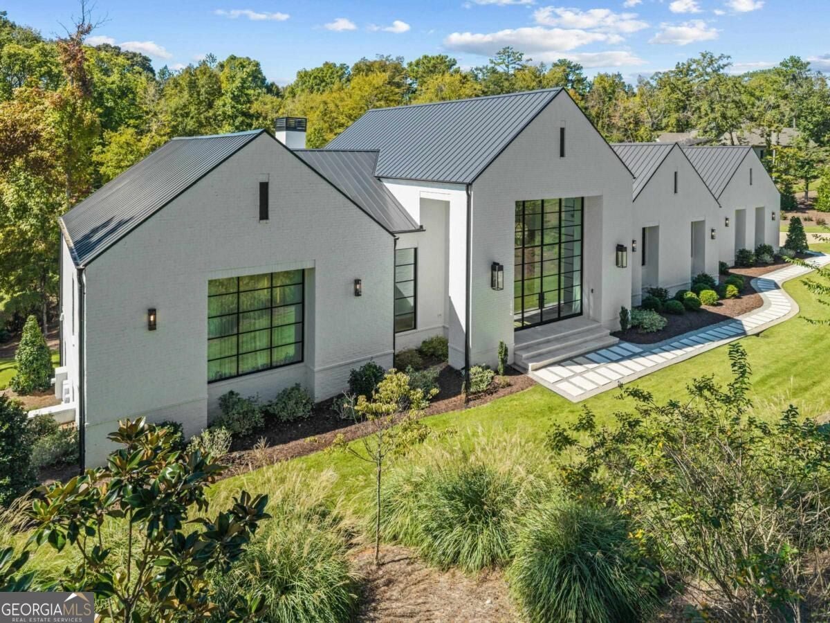 1021 Neary RDG