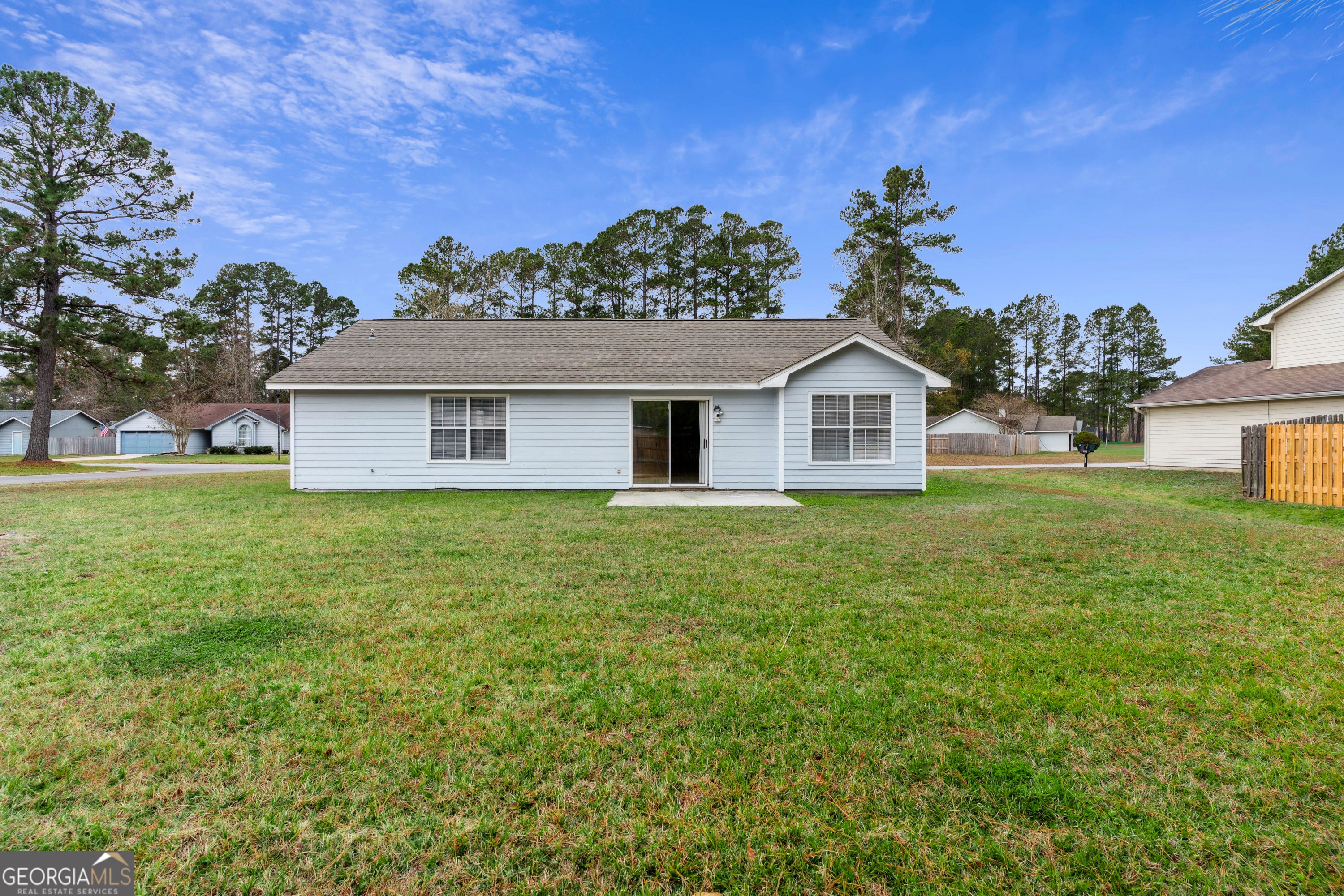 201 Foxwood DR
