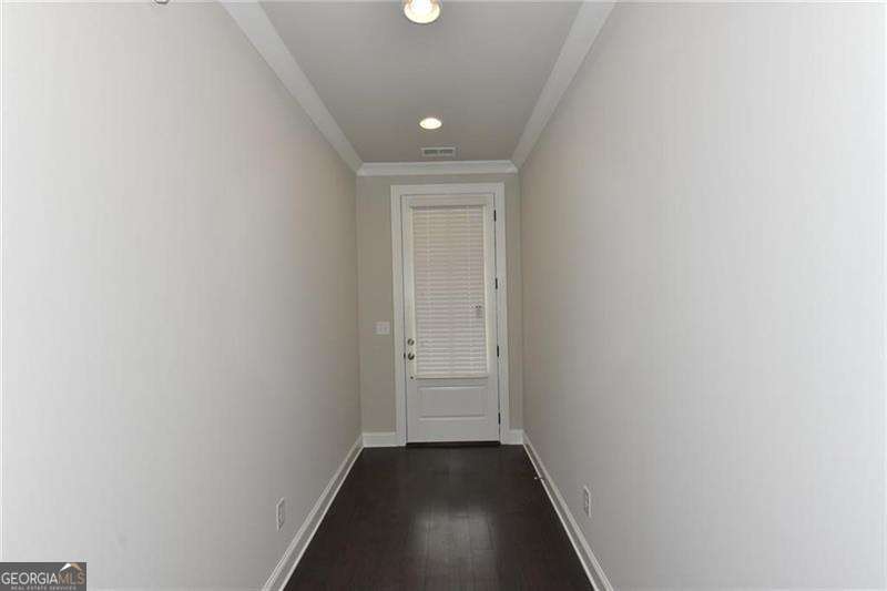 5240 Cresslyn RDG