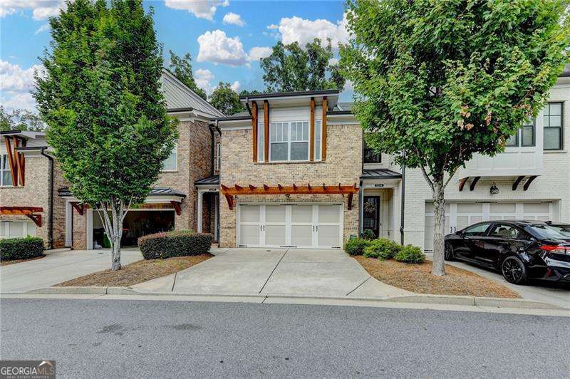5240 Cresslyn RDG