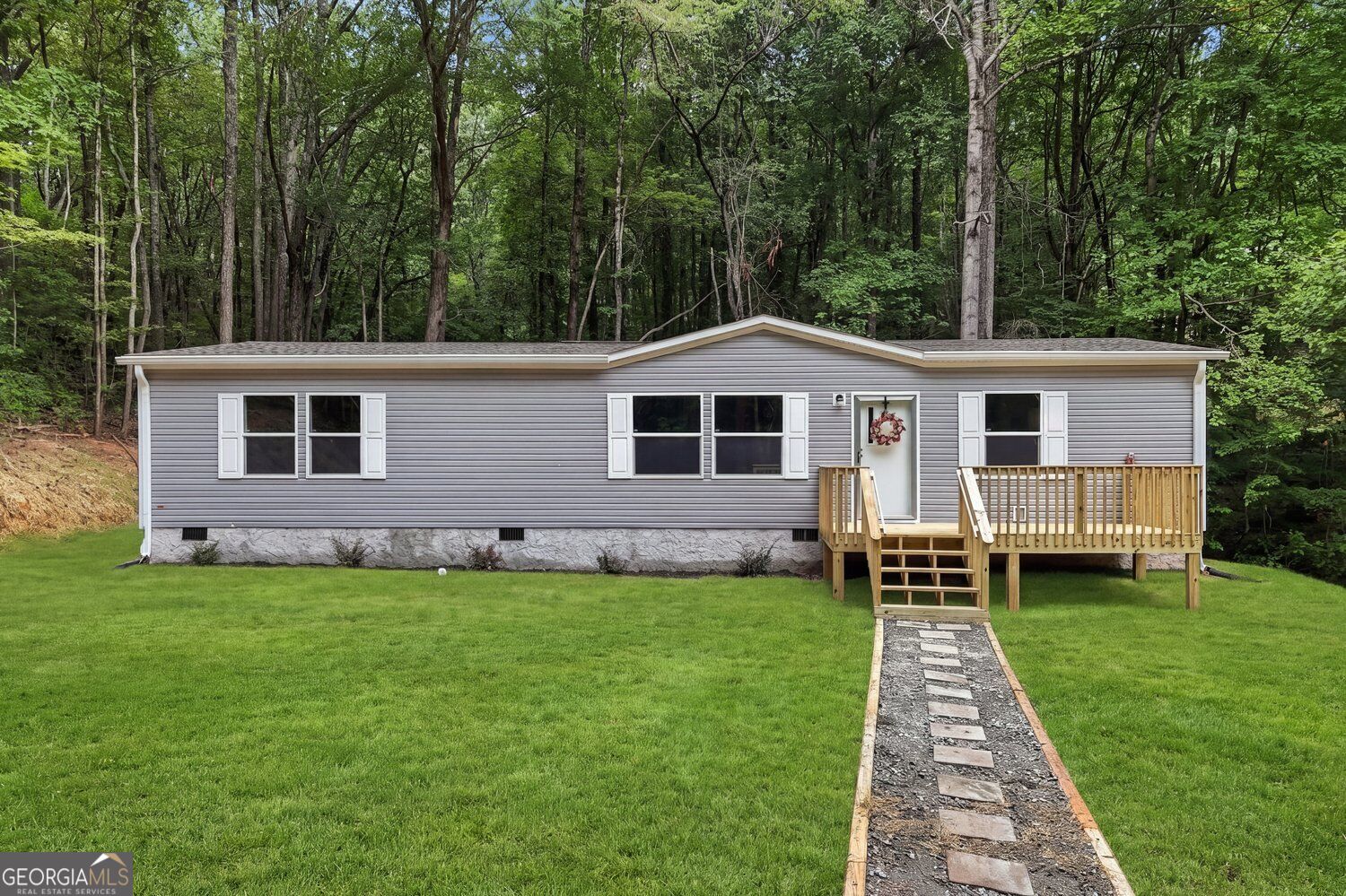 2296 Highway 136 East