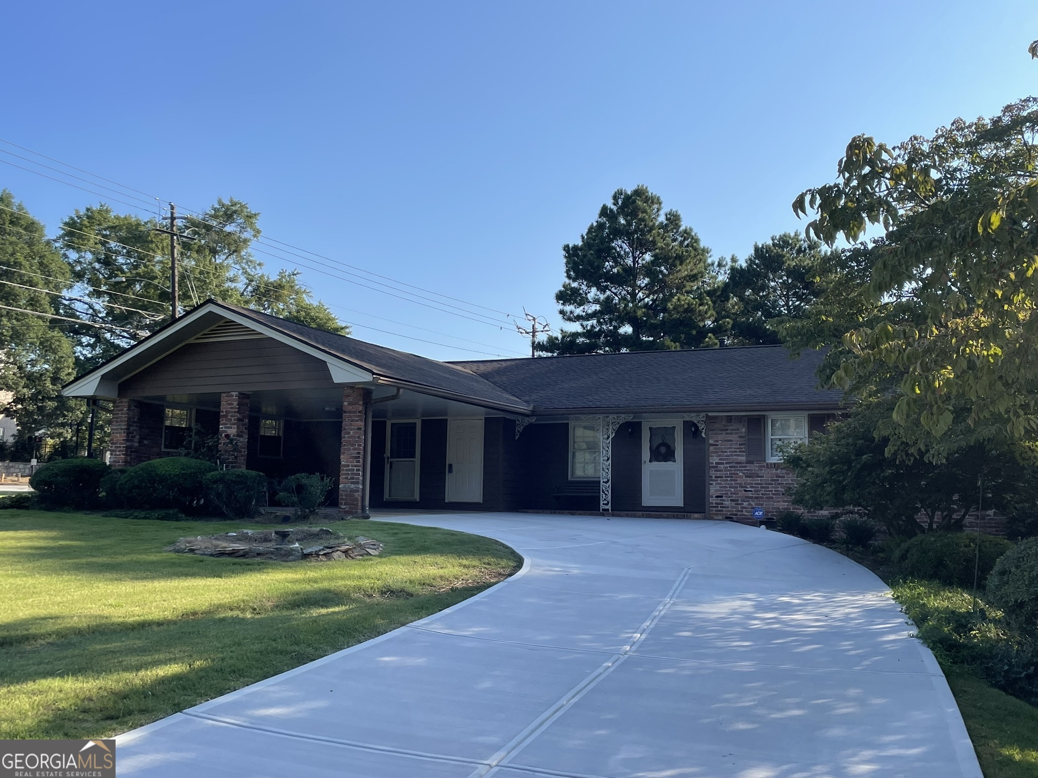 Newly Renovated 4 Sided Brick Executive Ranch Located In Prime Tucker Location; Minutes From I-285 & City of Tucker; Lots of Natural Light; This Luxury 3 Bedrooms & 2 Baths Home Was Recently Upgraded With Brand New Stainless Steel Appliances, LVP Flooring In The Living Room, Family Room, Dining Room, Laundry Room and Kitchen; Granite Counter Tops, Updated Tiled Bathrooms, New Interior Paints; Hardwoods Throughout, Newly Paved Driveway; Huge Front Yard & Backyards; Minutes From New Tucker Meridian Shopping Mall & Northlake Mall, Gourmet Dining & Stone Mountain Park. NO PETS!!
