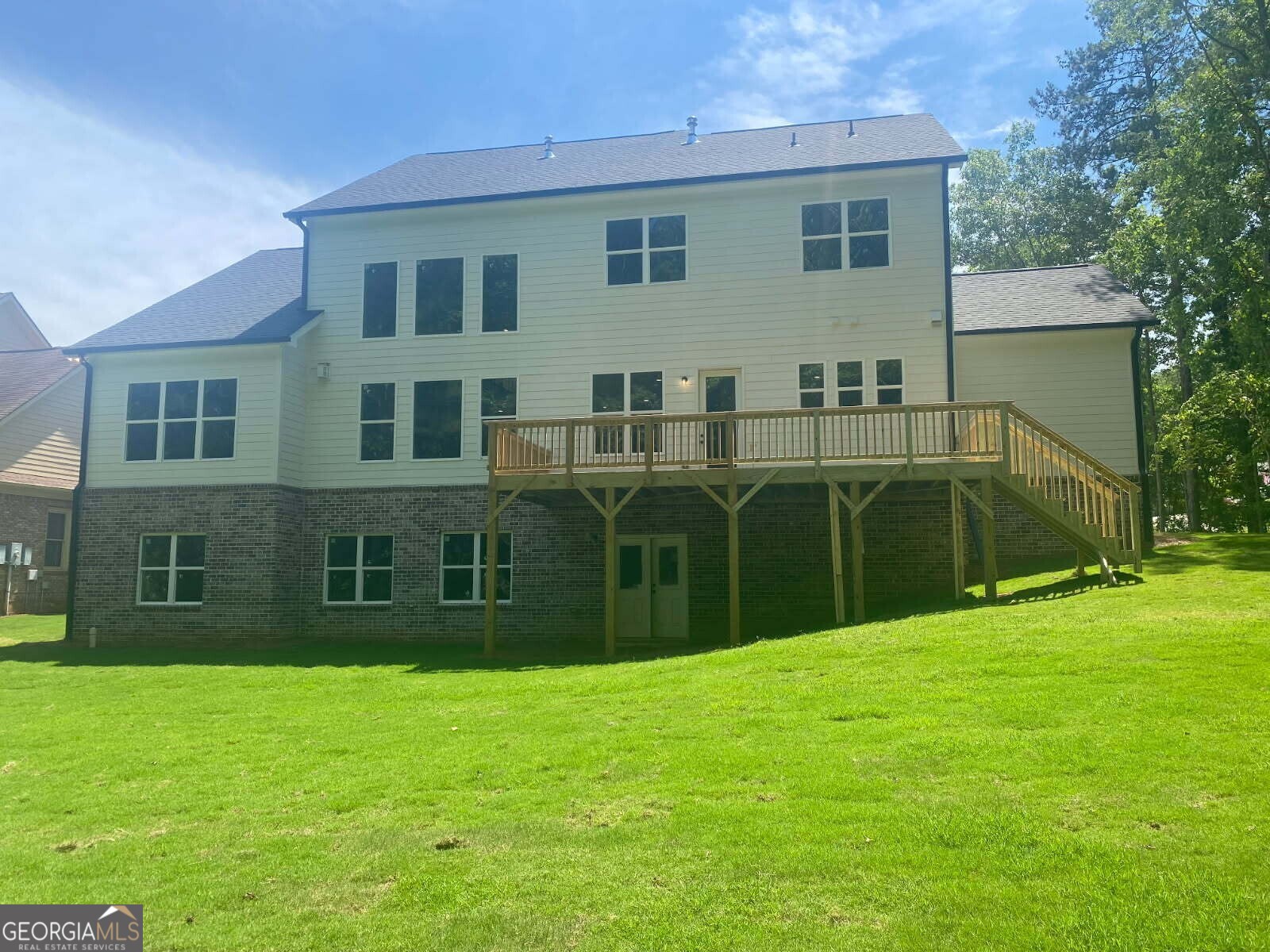 9135 Greenway CT