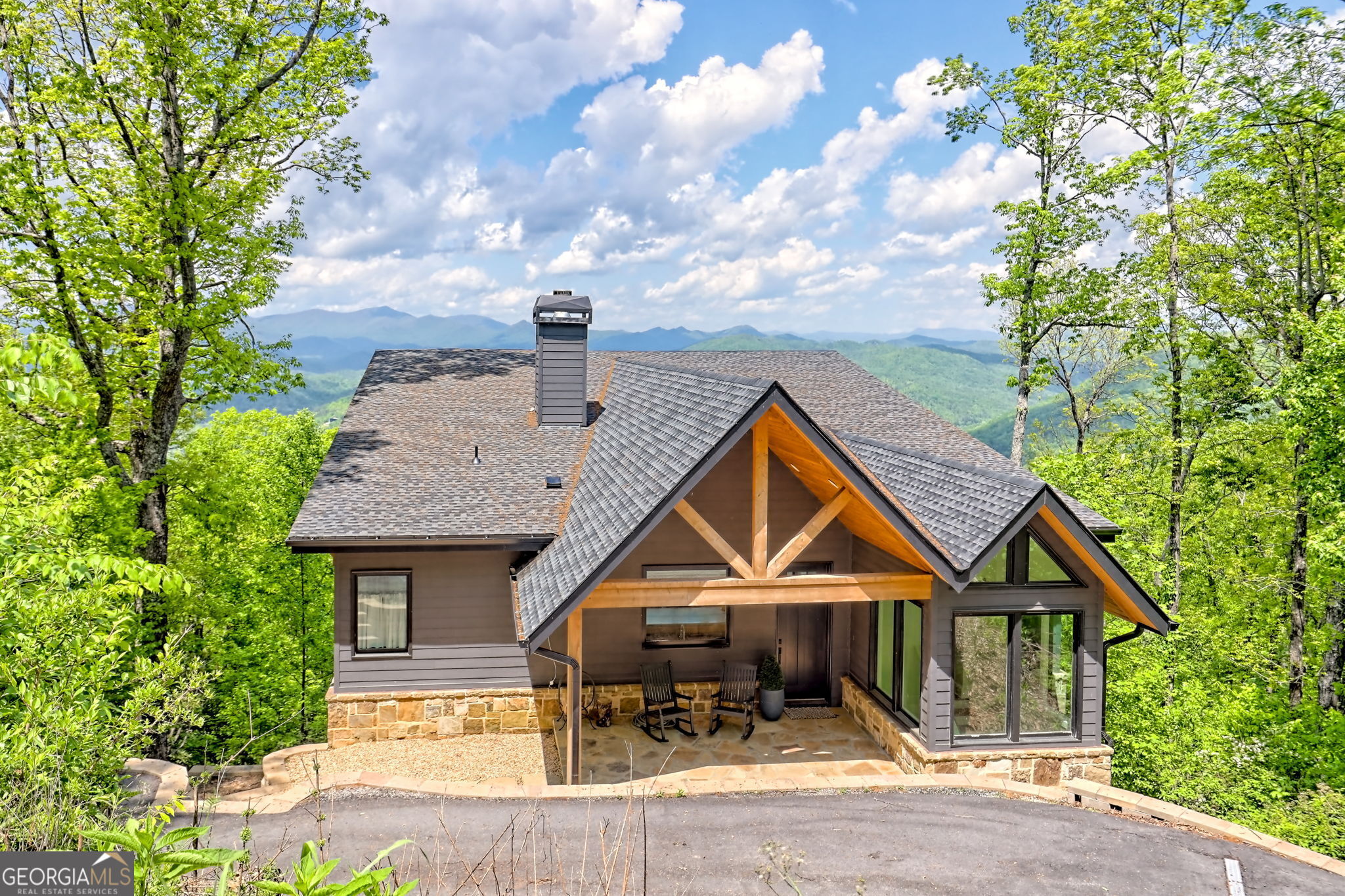 602 Charmont DR