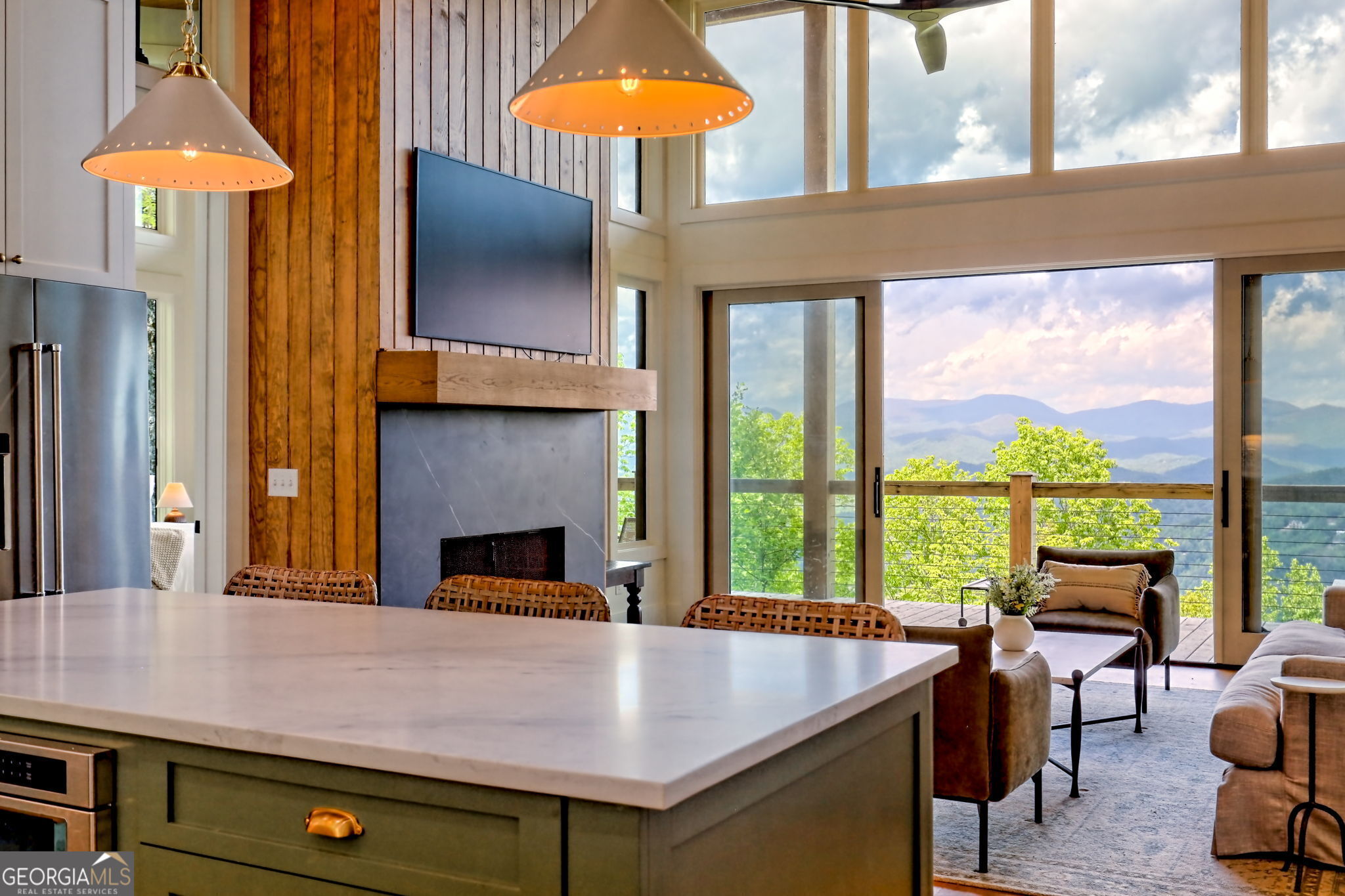 Tiger, Georgia 30576, United States, 3 Bedrooms Bedrooms, ,3 BathroomsBathrooms,Residential,Active,126884