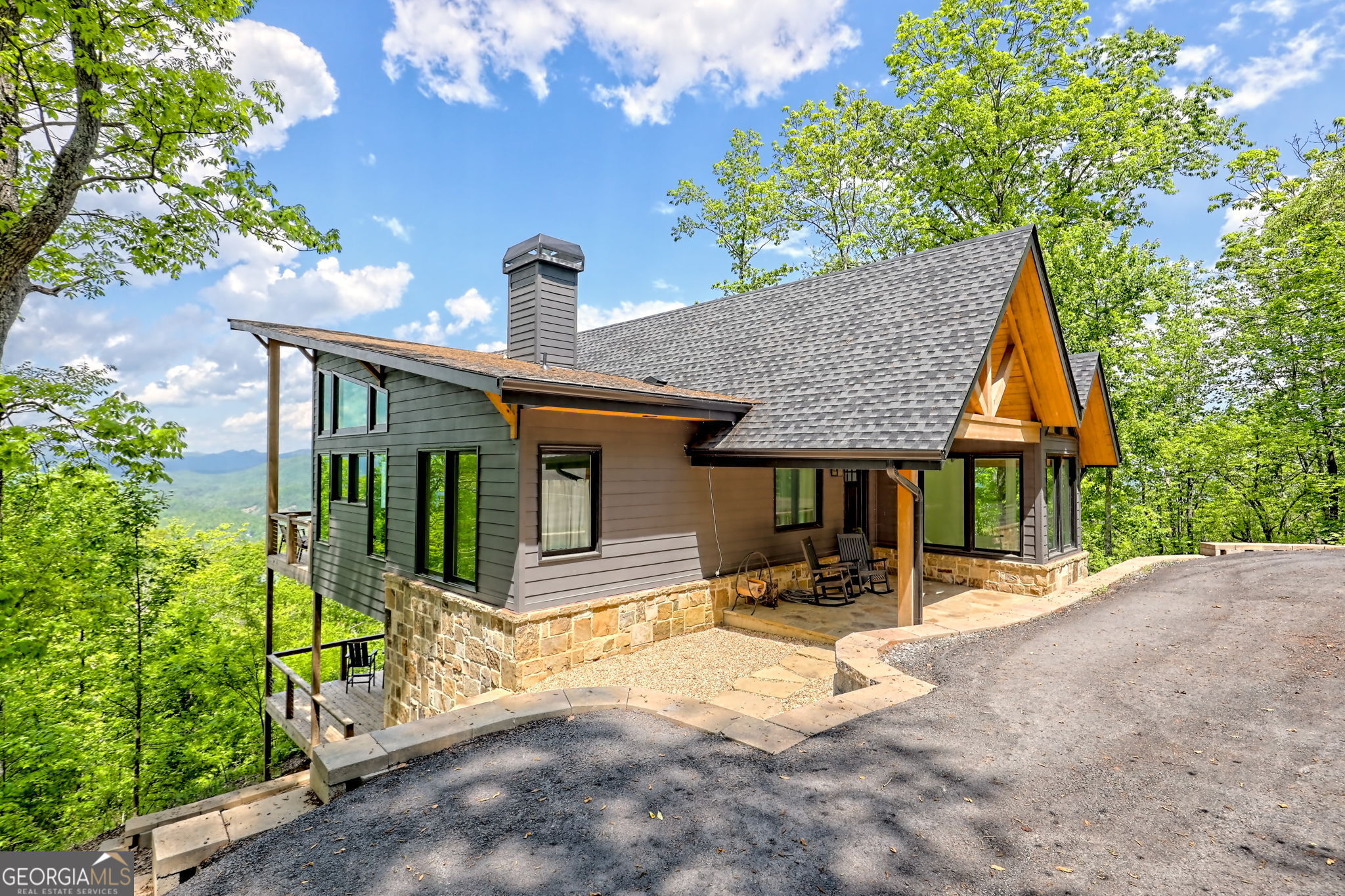 Tiger, Georgia 30576, United States, 3 Bedrooms Bedrooms, ,3 BathroomsBathrooms,Residential,Active,126884