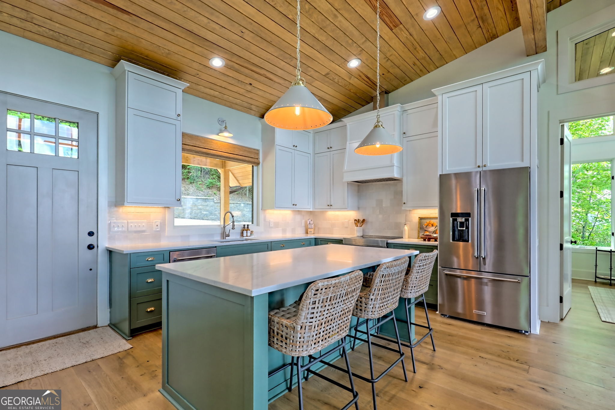 Tiger, Georgia 30576, United States, 3 Bedrooms Bedrooms, ,3 BathroomsBathrooms,Residential,Active,126884