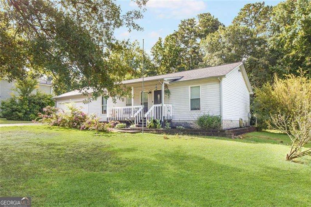 Photo of 237 MONA Place, Dallas, GA 30132 (MLS # 10772727)