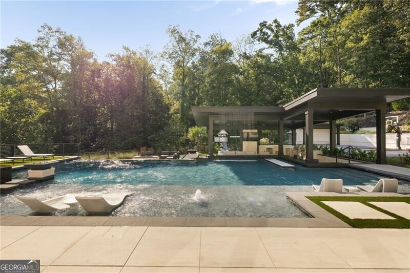 Sandy Springs - Residential