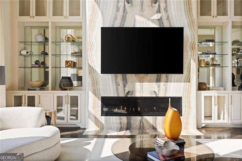 Sandy Springs - Residential
