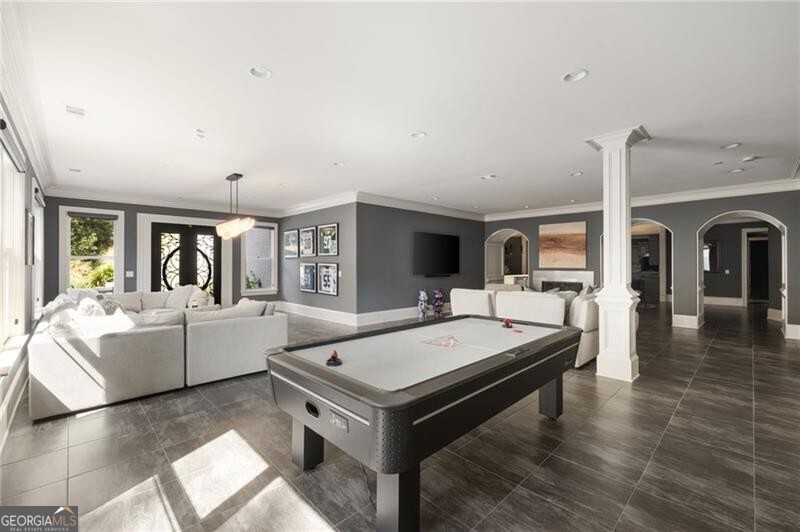 Sandy Springs - Residential