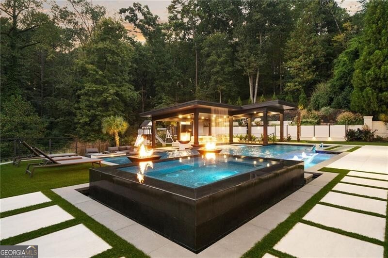 Sandy Springs - Residential