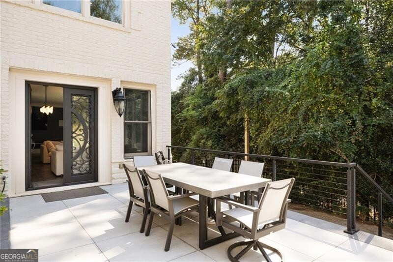 Sandy Springs - Residential