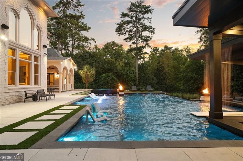 Sandy Springs - Residential