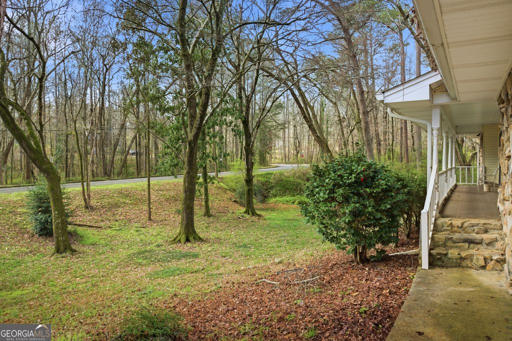 Photo of 408 Willow Creek Road, Fairburn, GA 30213 (MLS # 10707770)