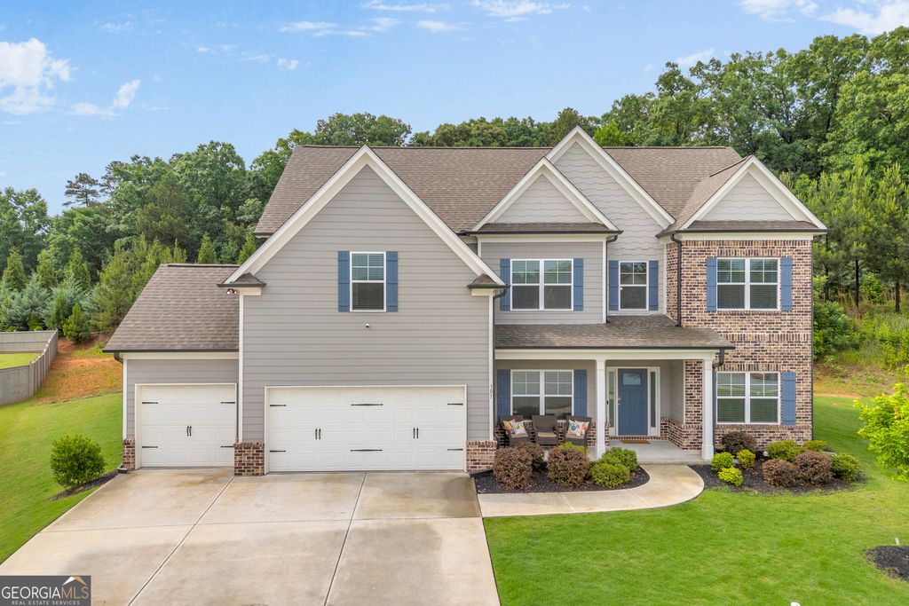 Photo of 305 Parkers Pl, Hoschton, GA 30548 (MLS # 10772755)