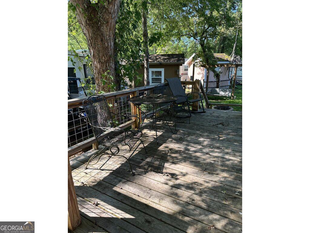 77 Creekside DR