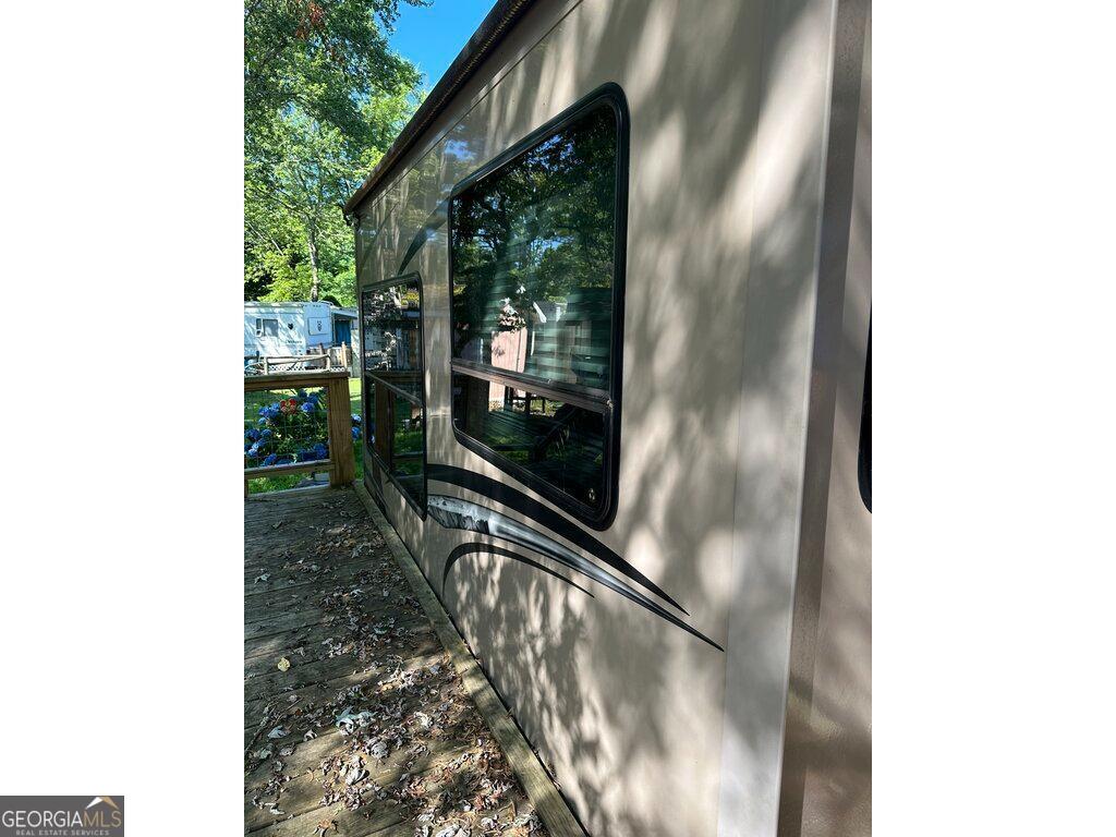 77 Creekside DR
