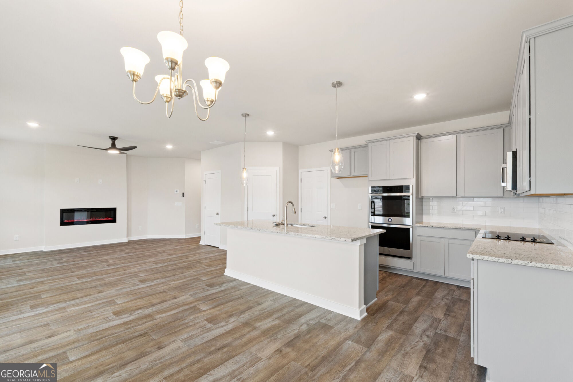 195 Crabapple RD