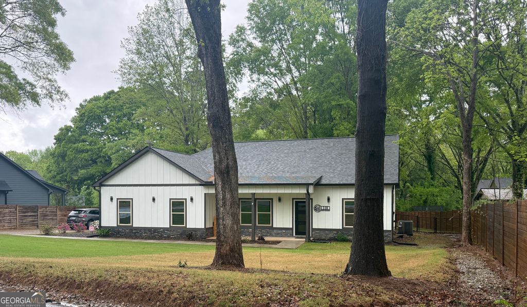 Photo of 110 Henson Drive, Monroe, GA 30655 (MLS # 10725628)