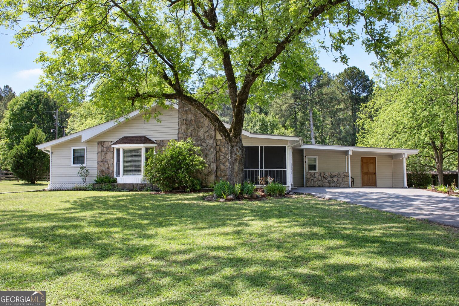 394 Highway 211 NW