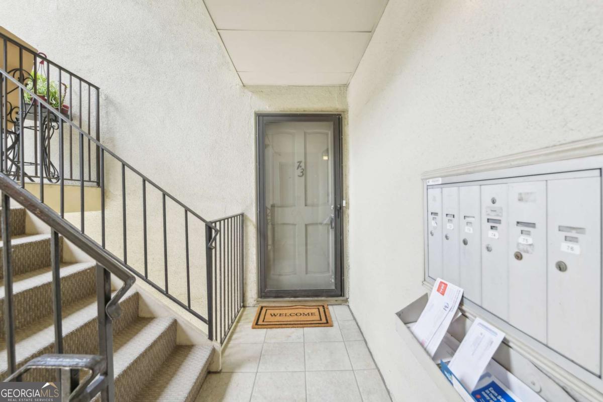 72 Montre SQ NW