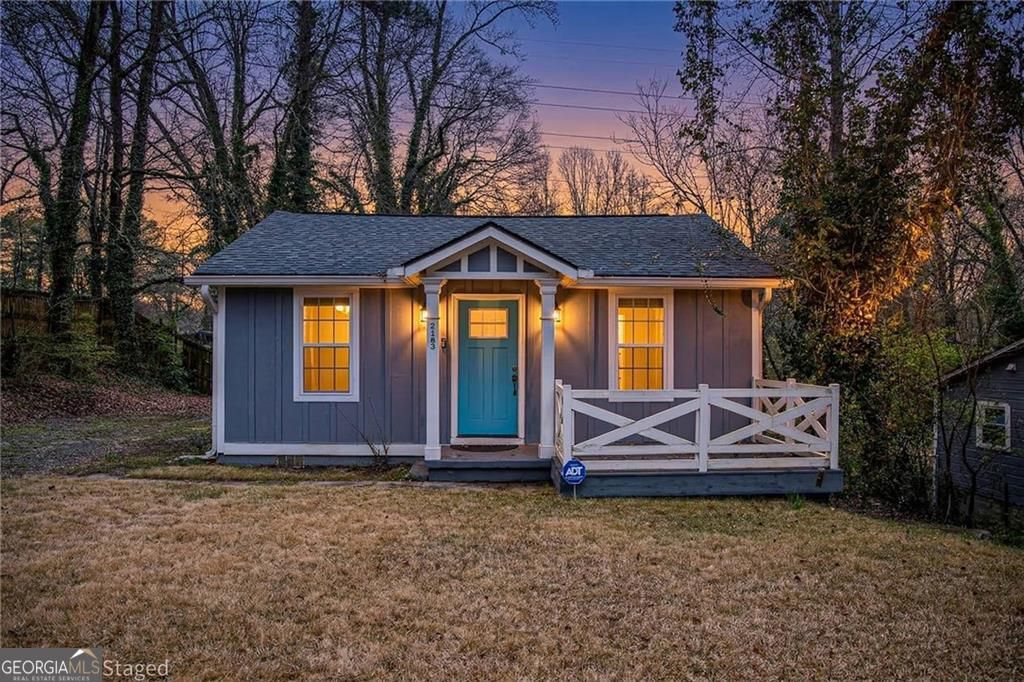 Photo of 2183 Pansy Street NW, Atlanta, GA 30314 (MLS # 10709004)