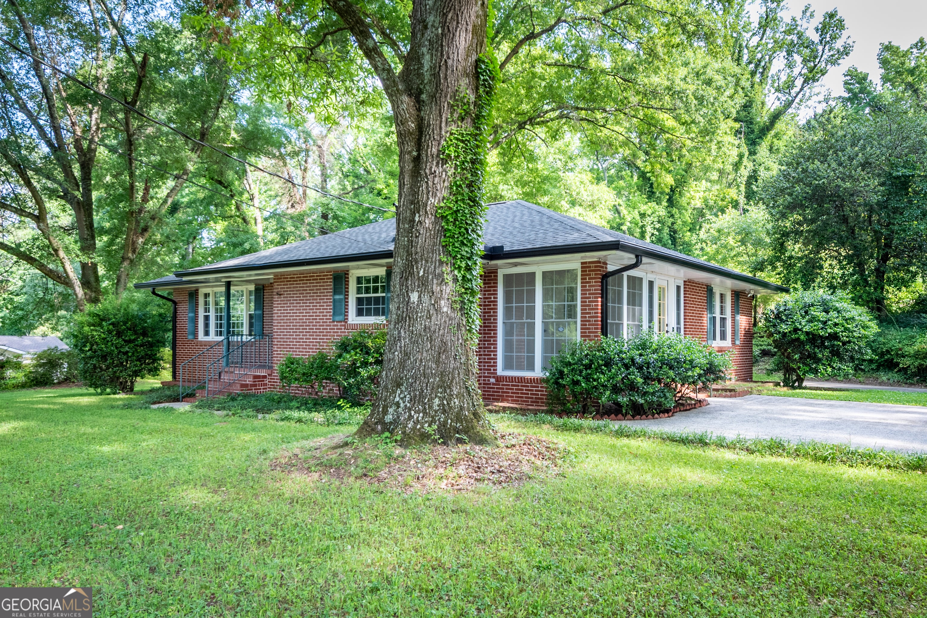 2517 Callier Springs RD SE