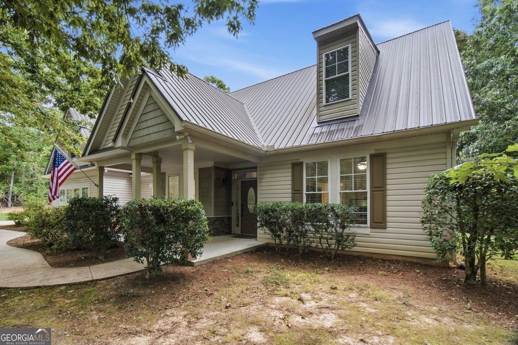 Photo of 186 Fern Park Drive, Dawsonville, GA 30534 (MLS # 10843178)