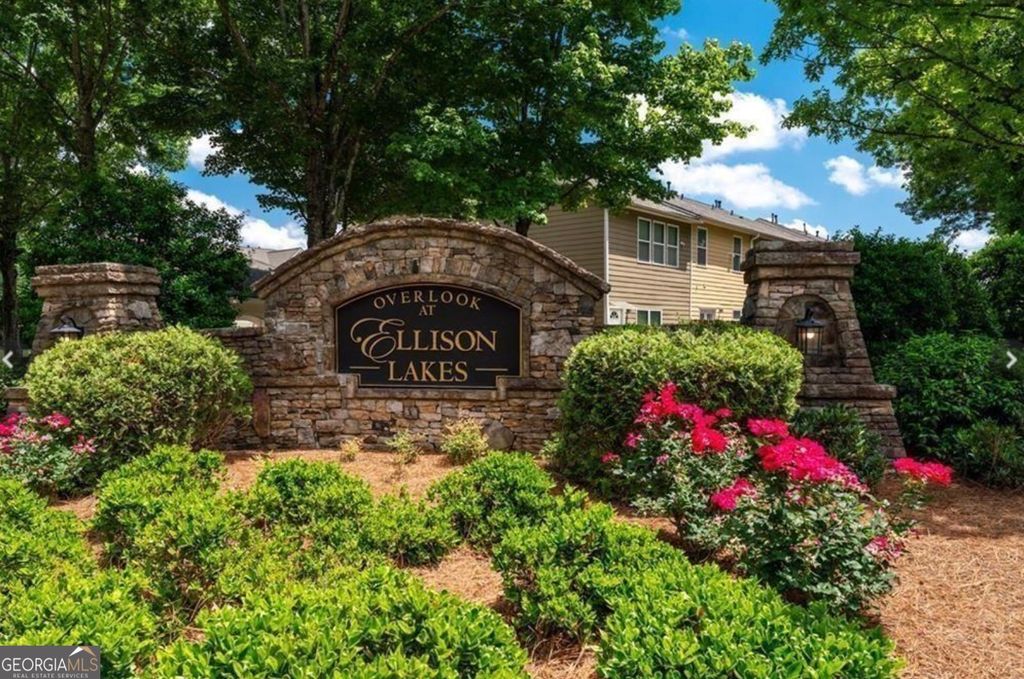 Photo of 1959 Lakeshore Overlook Circle NW, Kennesaw, GA 30152 (MLS # 10706068)