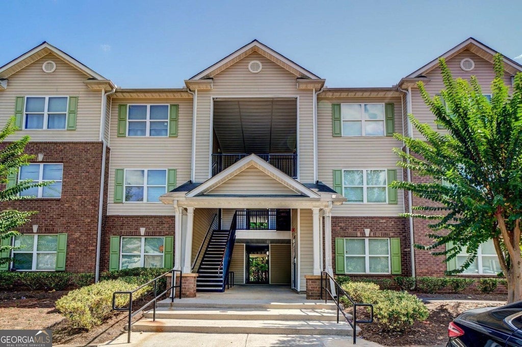Photo of 12101 Fairington Ridge Circle, Lithonia, GA 30038 (MLS # 10880414)