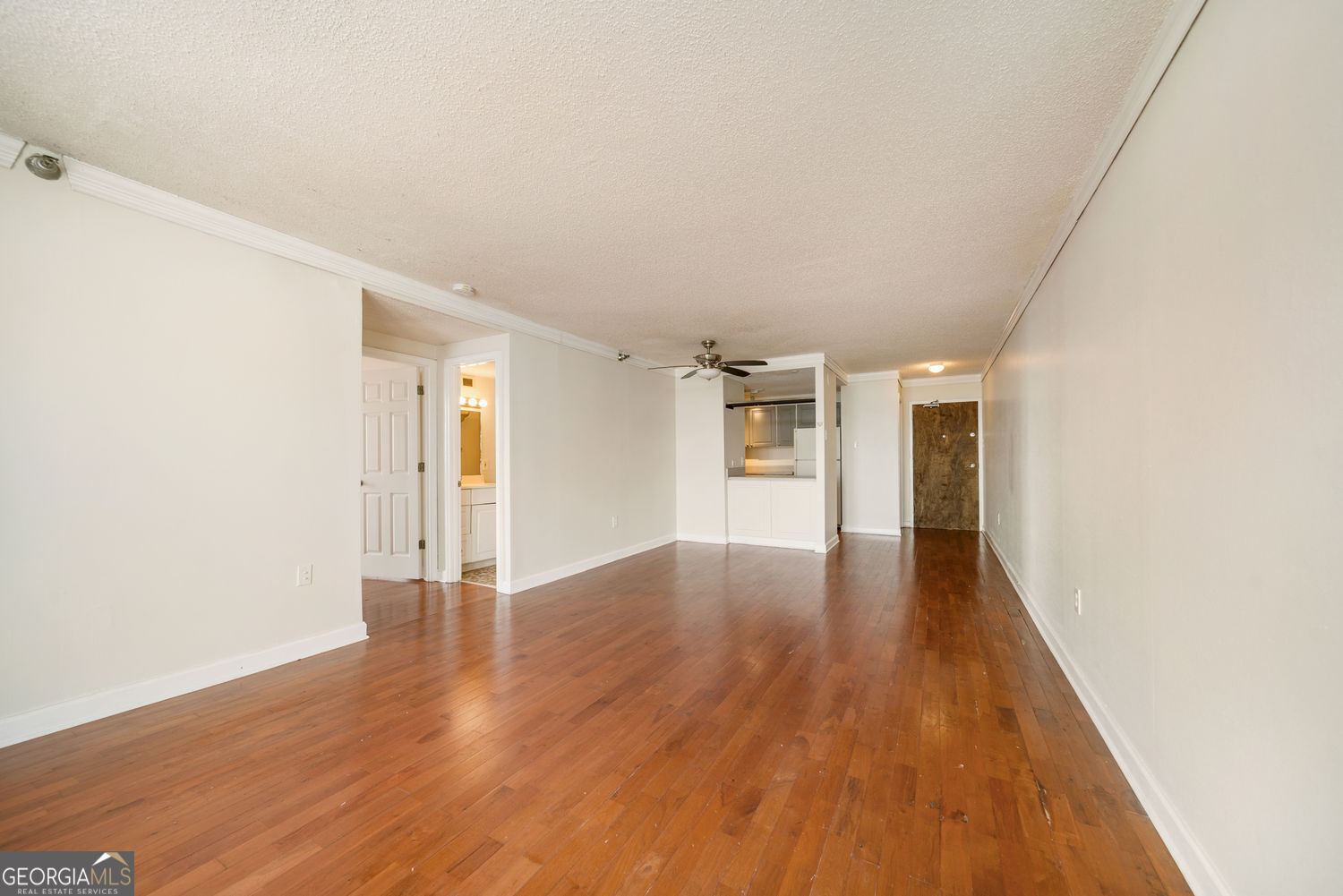 375 NE Ralph Mcgill BLVD NE 1402