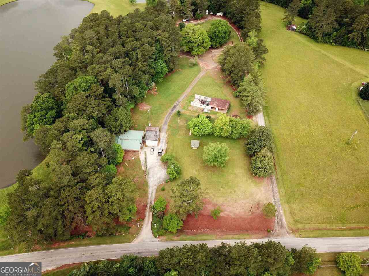 7275 Bishop RD