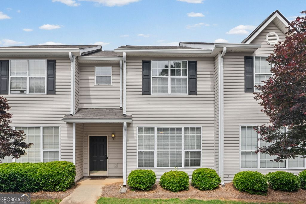 Photo of 410 Rosewood Lane, Newnan, GA 30263 (MLS # 10762957)