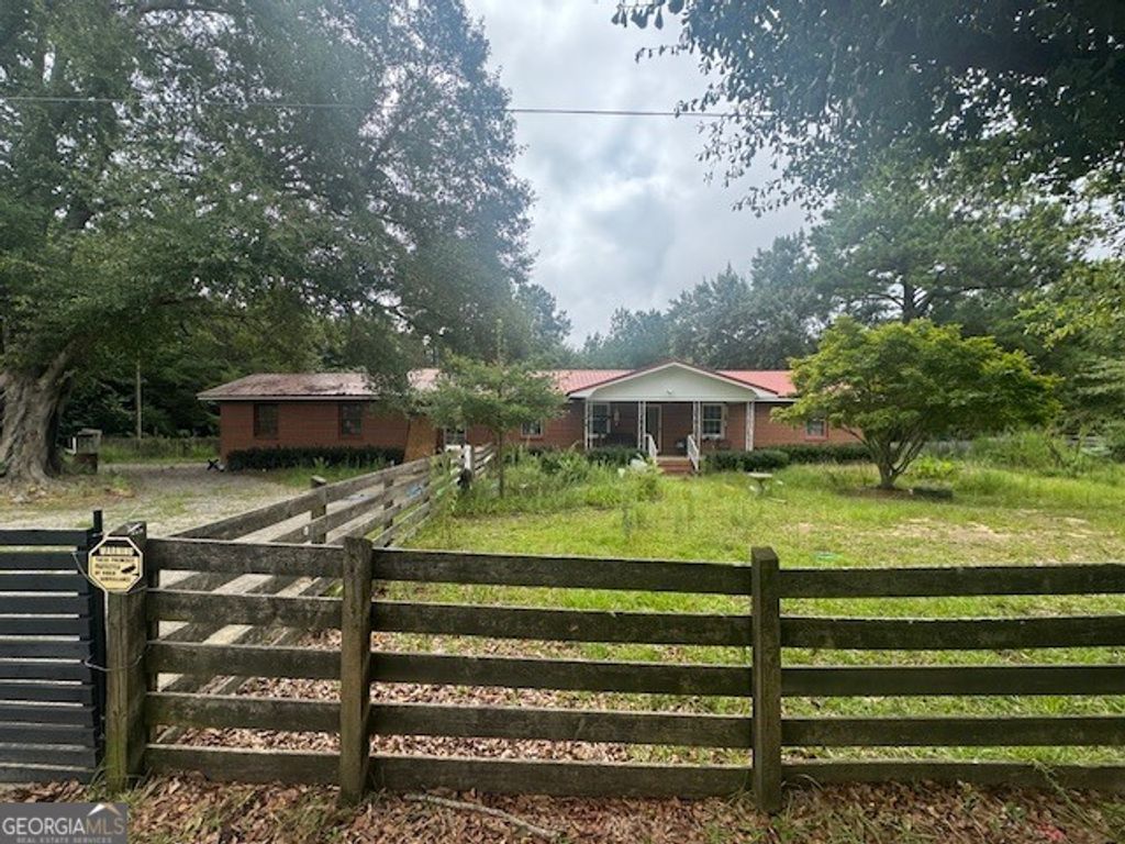 Photo of 708 Tommy Purvis Jr Road, Reynolds, GA 31076 (MLS # 10754563)